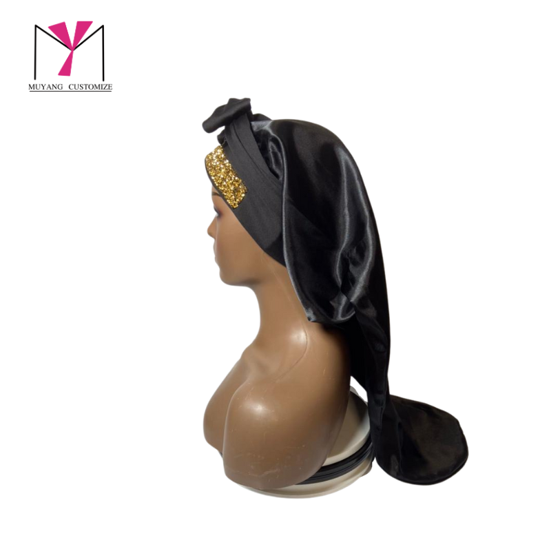 long bonnet with elastic tie and diamond